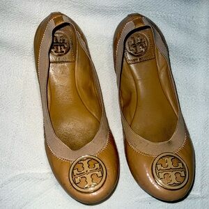 Tory Burch Tan Leather Logo Ballet Flats